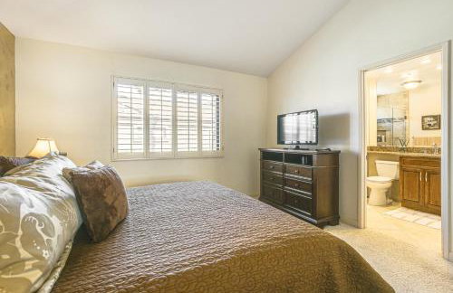 Community Pools & Golf Views: Palm Desert Condo! - Foto 19