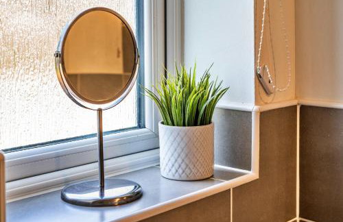 One-bedroom ground floor apartment in Birmingham with parking - Foto 16