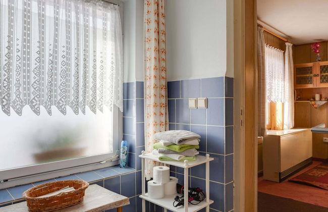 Finnhutte in Trusetal Near Waterfall - Foto 16