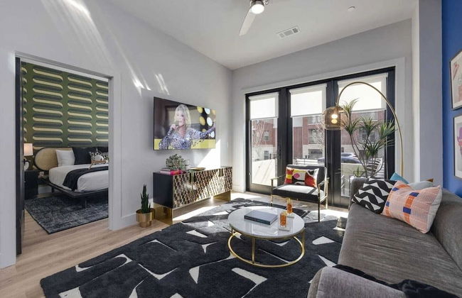 Nash Landing by Avantstay Heart of Midtown + Nashville Patio - Foto 23