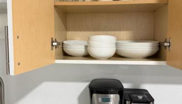 2 bed peaceful, lakeview studio NO FEES - Foto 2