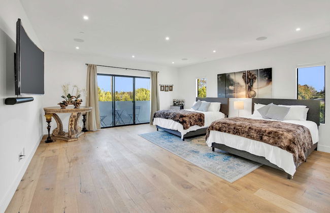 Wellesley by Avantstay 2 Miles to Beach - Photo 8