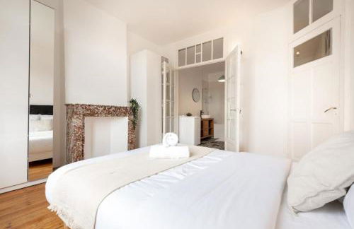 La Madeleine-Beautiful bright two bedroom apart - Foto 12