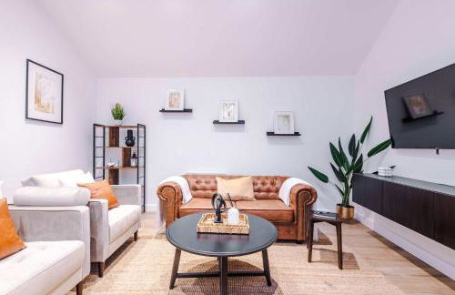 Old Town Hull Apt 1 - King or Twin - Marina Nearby - Foto 6