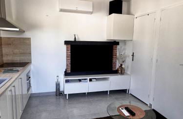 Le Monde Éphémère d Emilie Logement indépendant 2étoiles avec jacuzzi - Foto 13