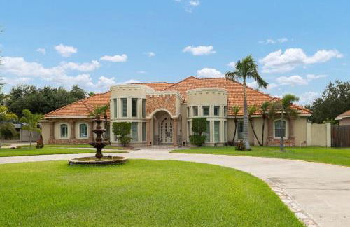 Valley Getaway! Pool House - Photo 17