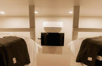 Newly Renovated, Cozy Mid-Lake Cabin Sleeps 10 - Foto 32