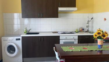 Alloggio Flaminia con parcheggio di proprietà! - Foto 3