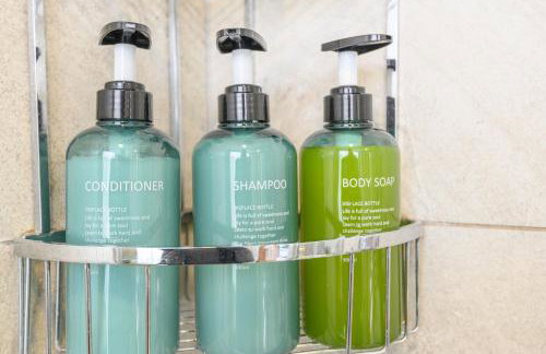 Luxury Penthouse with Private Hot Tub Overlooking Leeds City Centre - Foto 49