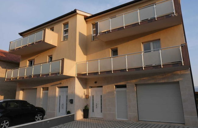 Shadesofblue M & M Sleeps 4 With Pool - Foto 37