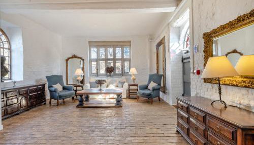 Oxnead Hall - Photo 3