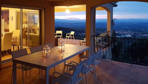 Villa Josephine: Vue magnifique sur mer et montagnes - Foto 4, Garden view