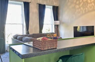 Beautiful Grade 2 Home in centre of Newcastle-St James Park FREE CITY PARKING - Foto 19