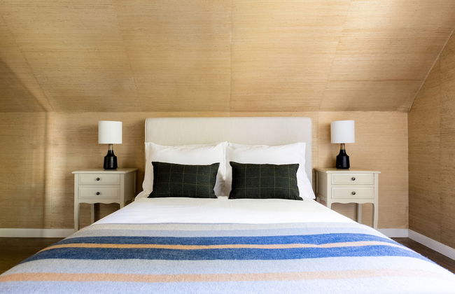 Everett by Avantstay 5mins to Palisades Tahoe w HOT TUB - Photo 23