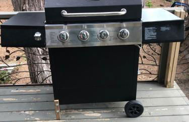 Woodsy and Private- Rustic Cabin - Foto 25