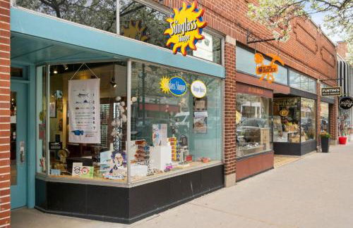 Private Hot Tub The Roost 16 Patio 2BR Downtown - Foto 28