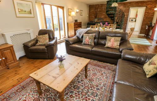 The Coach House - Photo 7