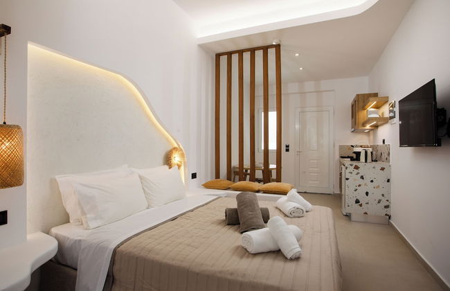 Stay Helios - Aparts & Pool Suites - Photo 34