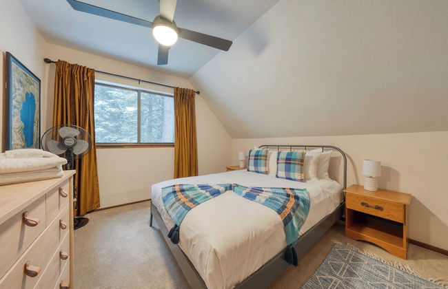 Private Deck, Fireplace, and Ski Access Near Northstar The Lazy Bear - Foto 5