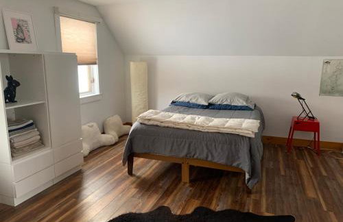 Charming barn loft - all amenities on 60 acre farm in the White Mountains of NH - Foto 6