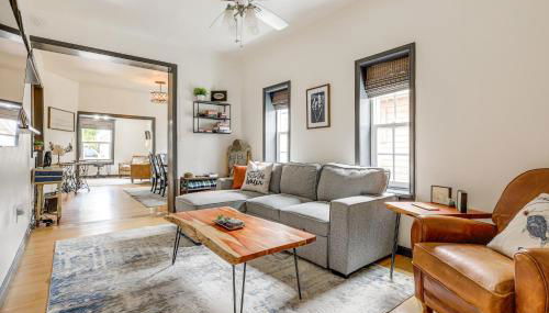 Walk to Dtwn Home with Vintage Charm in Cañon City! - Foto 5