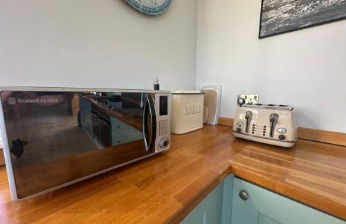 Penarvon House - Stunning Waterfront Escape with Games Room - Foto 40