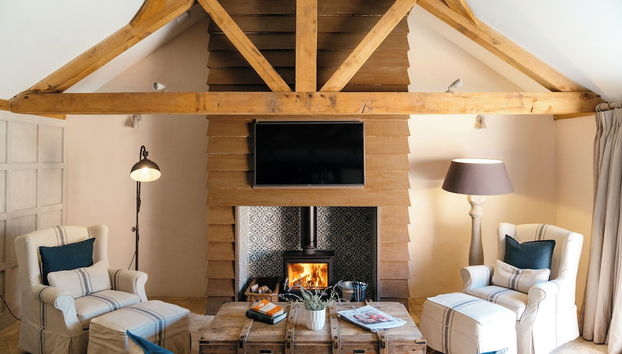 Retreat East - Photo 2, Primary image