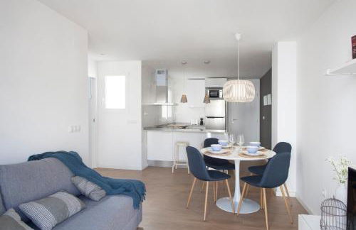 FLORIT FLATS - Apartment Torres de Quart II - Photo 2