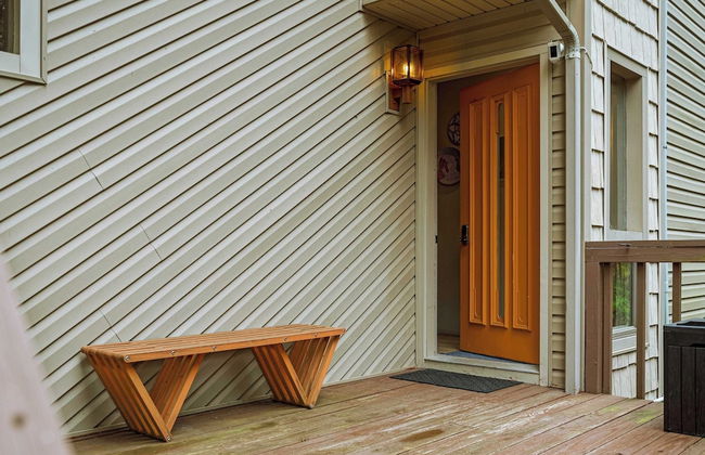 Emerald Bluff by Avantstay Lake Views, Deck, Fire Pit, Game Room - Photo 52