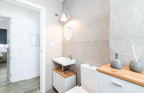 Pajaritos Suites junto a centro, estación de tren y plaza de toros - Photo 42