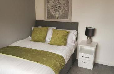 4 Bedroom Home - Sleeps 7 Pet Friendly & Parking - Foto 11