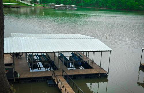 Lakefront Home 4Bed3BathDockFirepitGrill-12PP - Foto 52