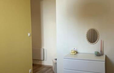 L'etage-30m2 au coeur d'un immeuble haussmannien - Photo 5