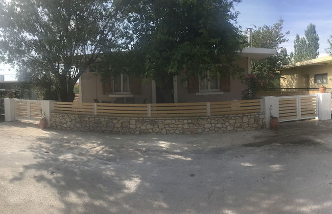 Stathis Home - Photo 22