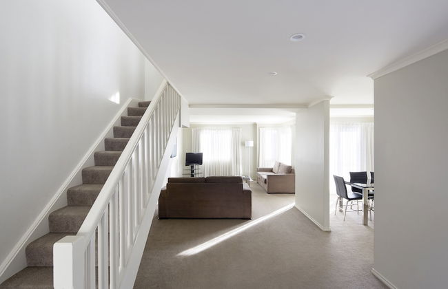 Pinnacle Apartments - Foto 18