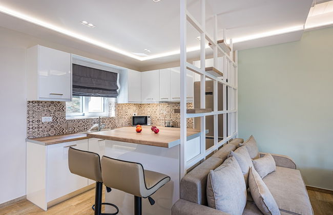 VILLA HILL FAMILIES ONLY - Photo 12