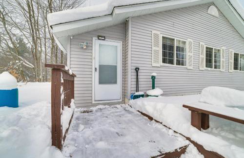 Secluded Mancelona Home with Gas Grill! - Foto 22