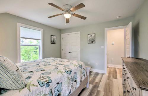 Modern Waveland Home with Deck, Walk to Beach! - Foto 17