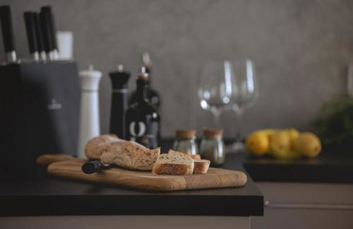 NOOQA Duisburg - 'Exklusives Design Apartment' - Parkplatz, Balkon, Nespresso - 6 Personen - 85qm - Photo 16