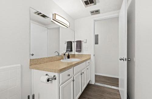 Charming & Spacious 1BR Upper Flat in Royal Oak - Foto 4