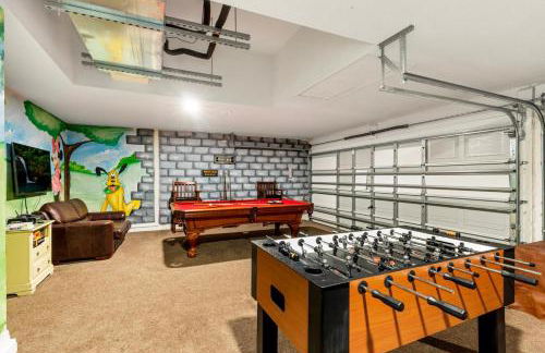 Orlando Retreat 5BR Pool and Spa Villa with Games Room and Mickey Themed Room - Foto 36