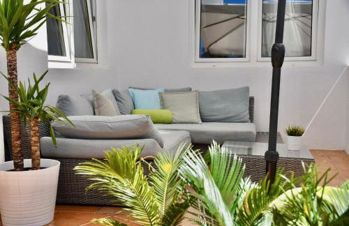 Aquamarine - Gemstone Getaway - Photo 43