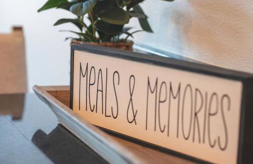 Lakeside Luxe Haven Family-Friendly Arcade - Foto 10