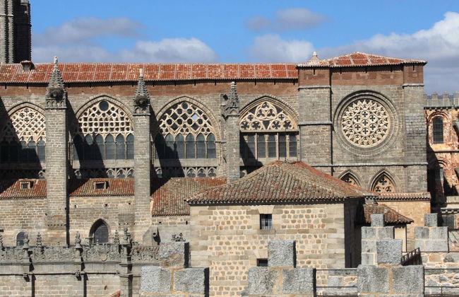 Tour por la Catedral de Ávila y la muralla - Foto 2