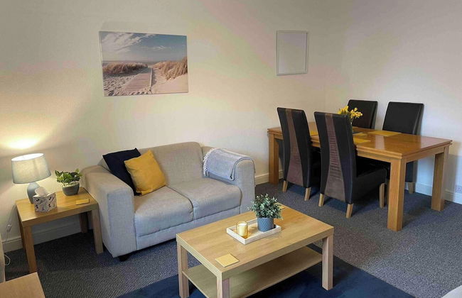 6 Guests - Parking - Patio - Near Coast - Photo 1