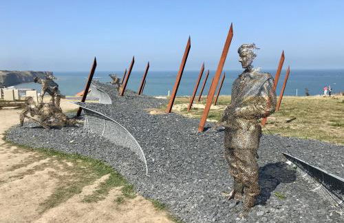 Sunny Apt on D-Day Beach with Parking - Foto 34