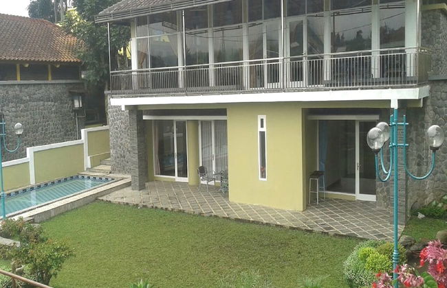 Villa Kota Bunga Happy AA2-11 - Photo 35