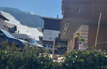 Neve monolocale, ottima posizione, posto auto. - Photo 12