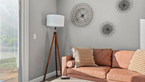 The Luxe/Hot Tub/Putt Putt/10 Miles Shaker Village - Foto 4