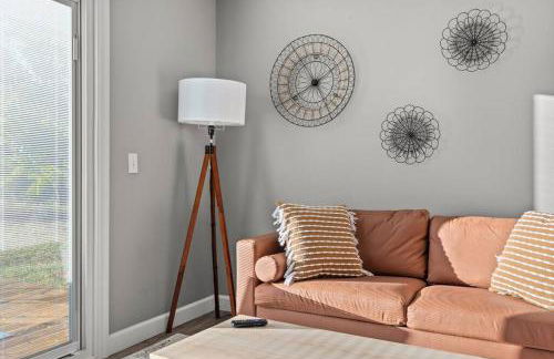 The Luxe/Hot Tub/Putt Putt/10 Miles Shaker Village - Foto 4